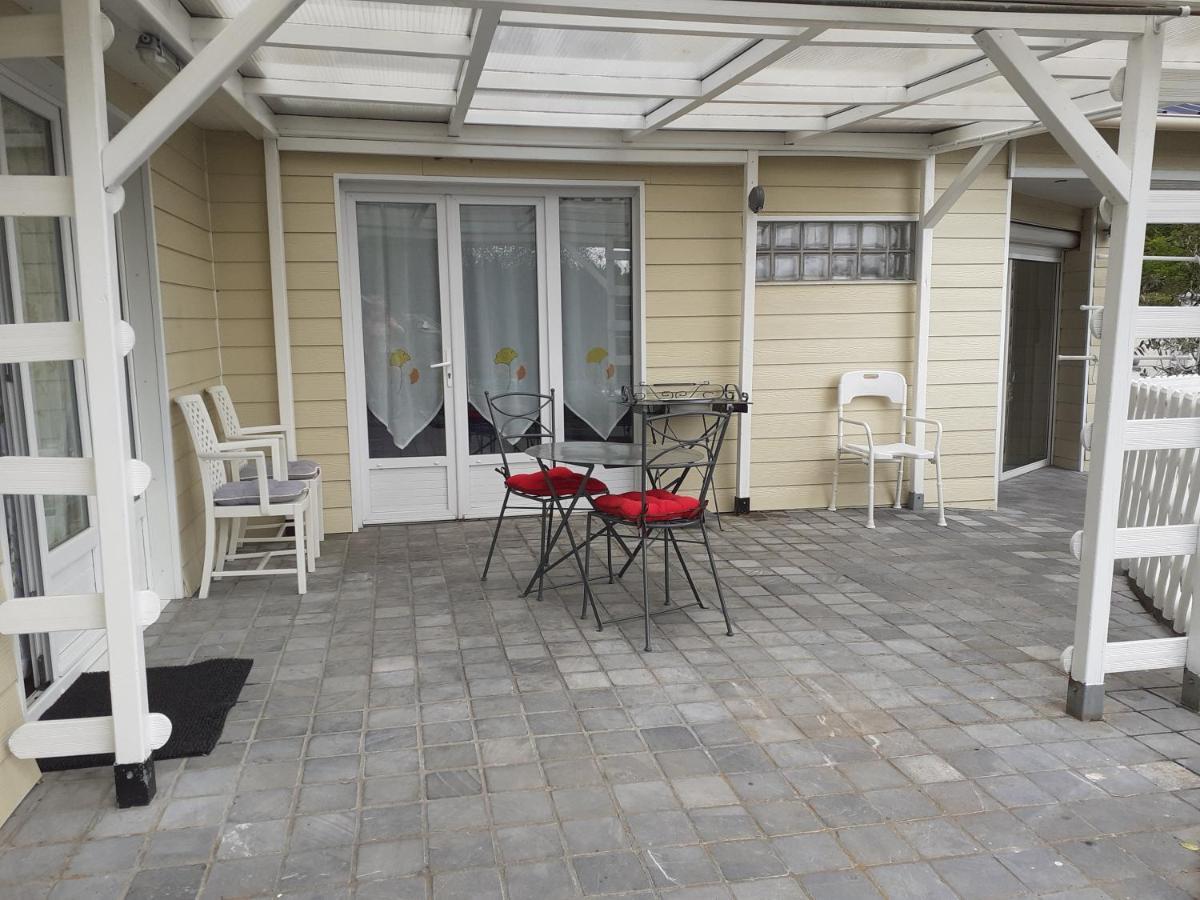 Relais Des Tourterelles Bed & Breakfast La Neuville-aux-Joutes Exterior photo