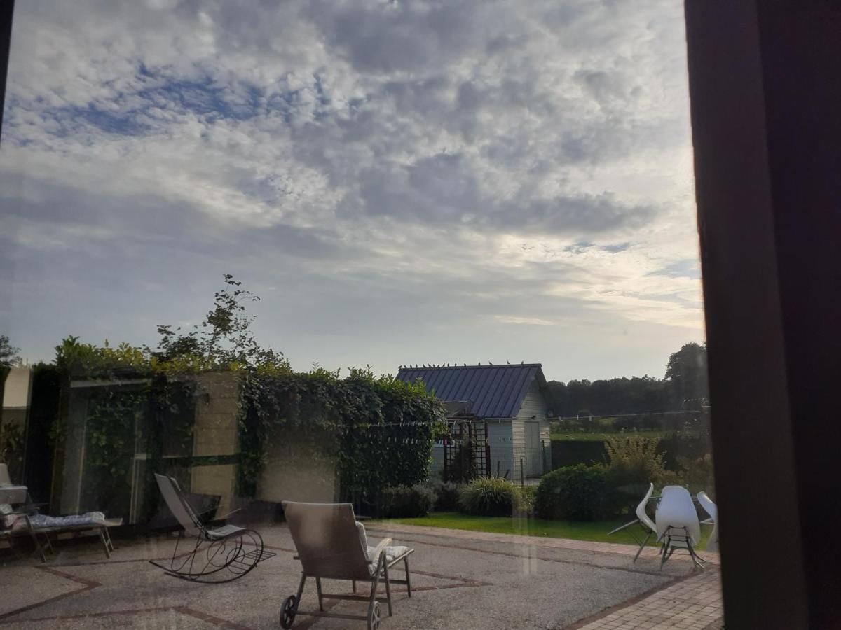 Relais Des Tourterelles Bed & Breakfast La Neuville-aux-Joutes Exterior photo